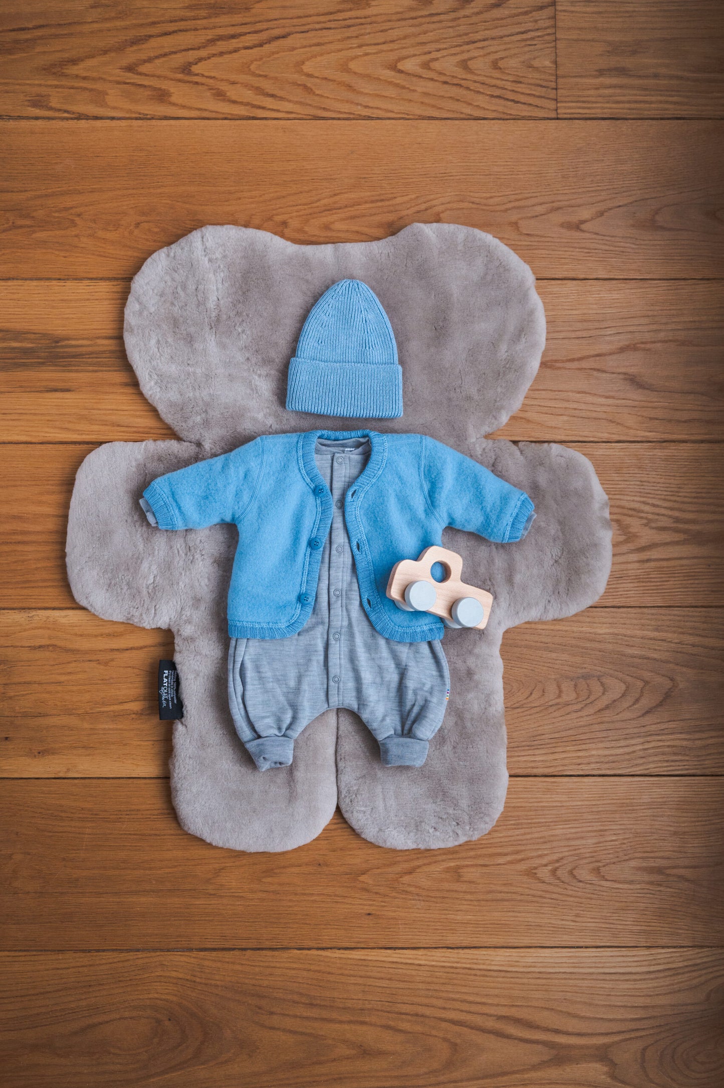 FLATOUTBärenfell - Latte