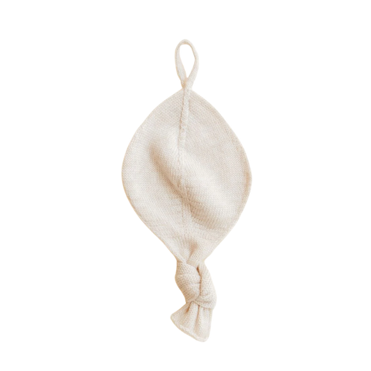 Hvid Titi wollen speendoekje in de kleur cream - de Wevershoek