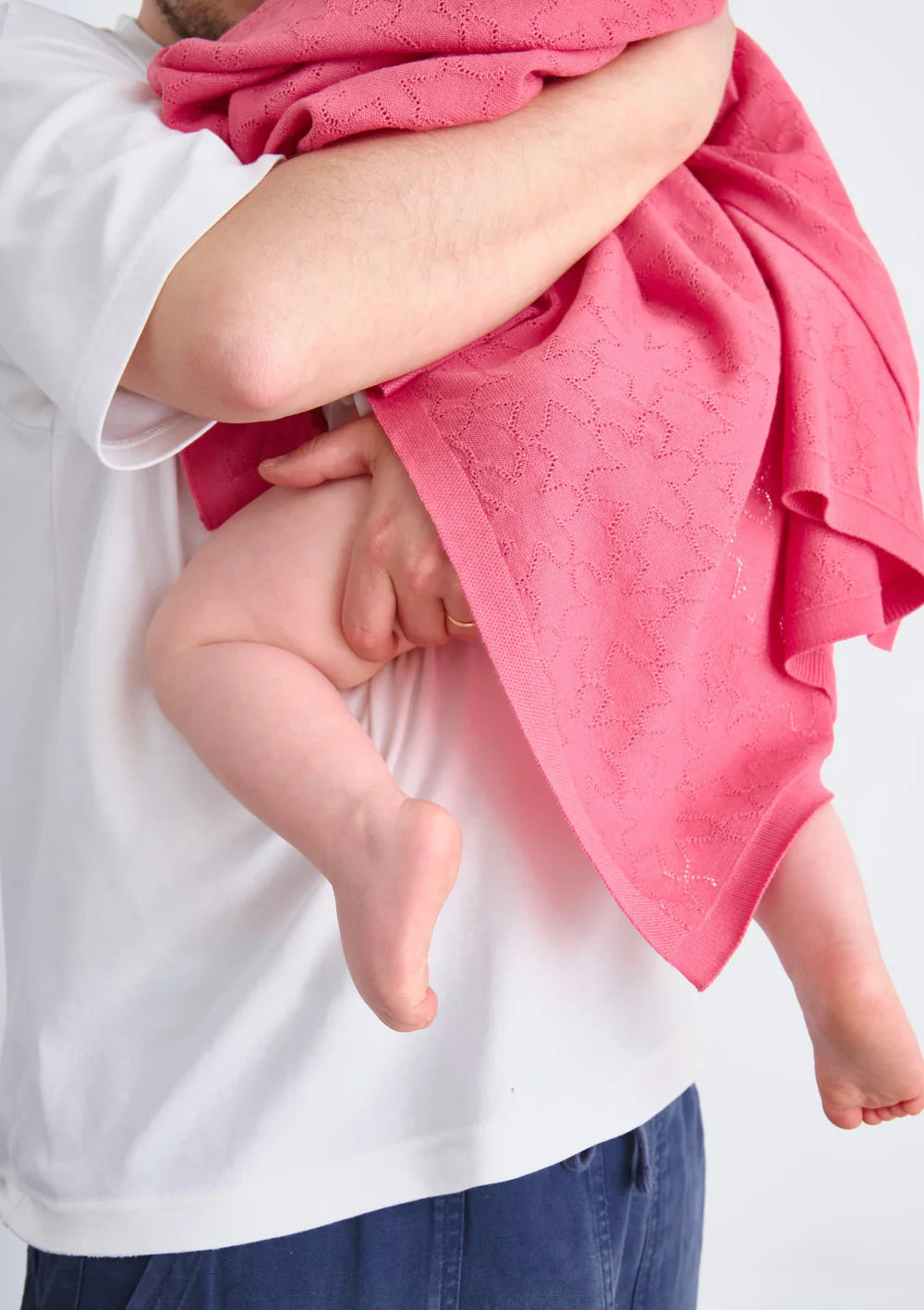 26 PARADIS Merinowolle Babydecke – Blumenmuster