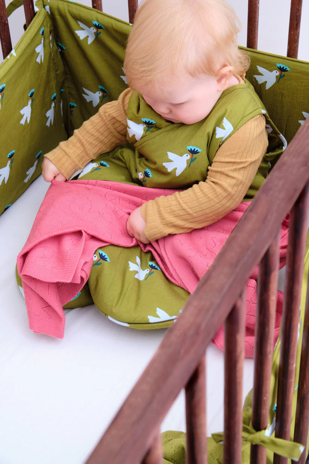 26 PARADIS Merinowolle Babydecke – Blumenmuster