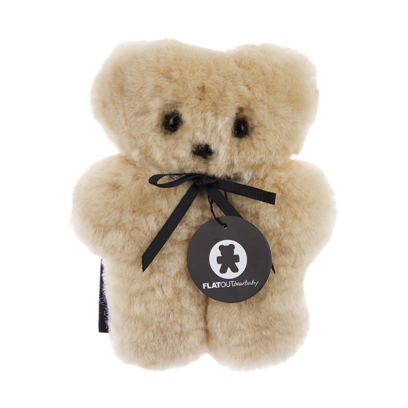 FLATOUTBEARbaby wollen platte kleine teddybeer in de kleur honey - de Wevershoek