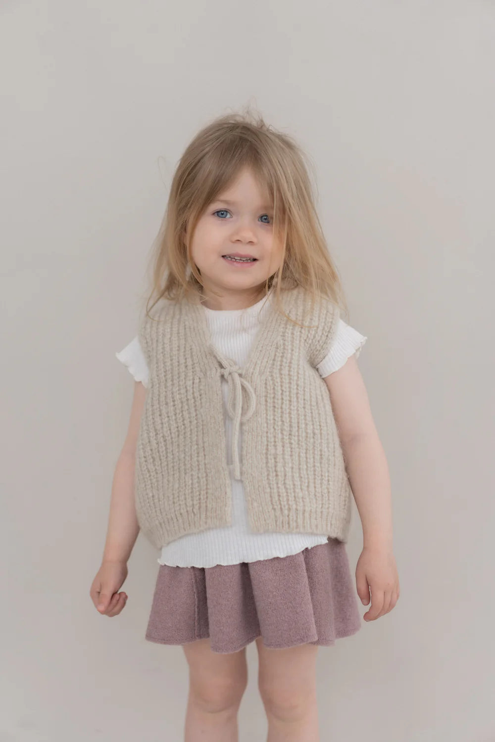 HALFEN Alpaka Kinderweste mit Fliege - Beige