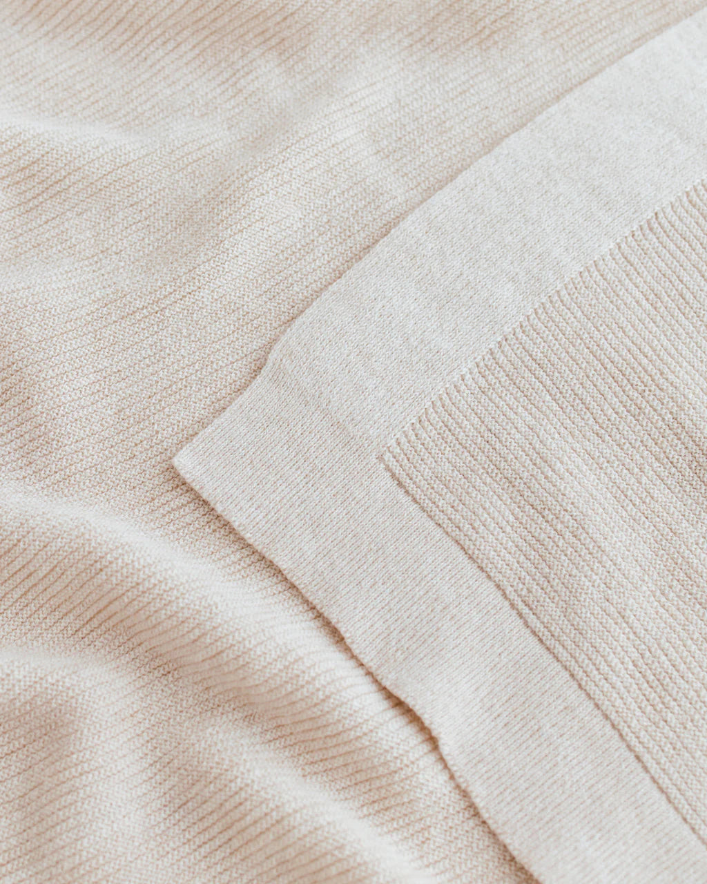 Hvid Decke Gust - Creme