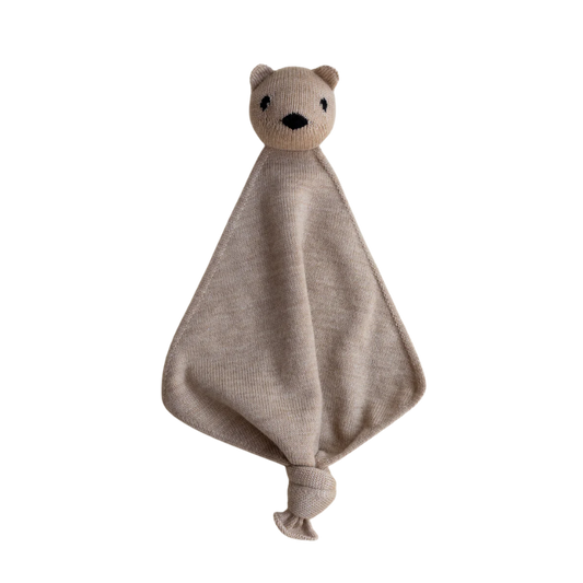 Hvid Teddy Tokki wollen knuffeldoekje in de kleur sand - de Wevershoek